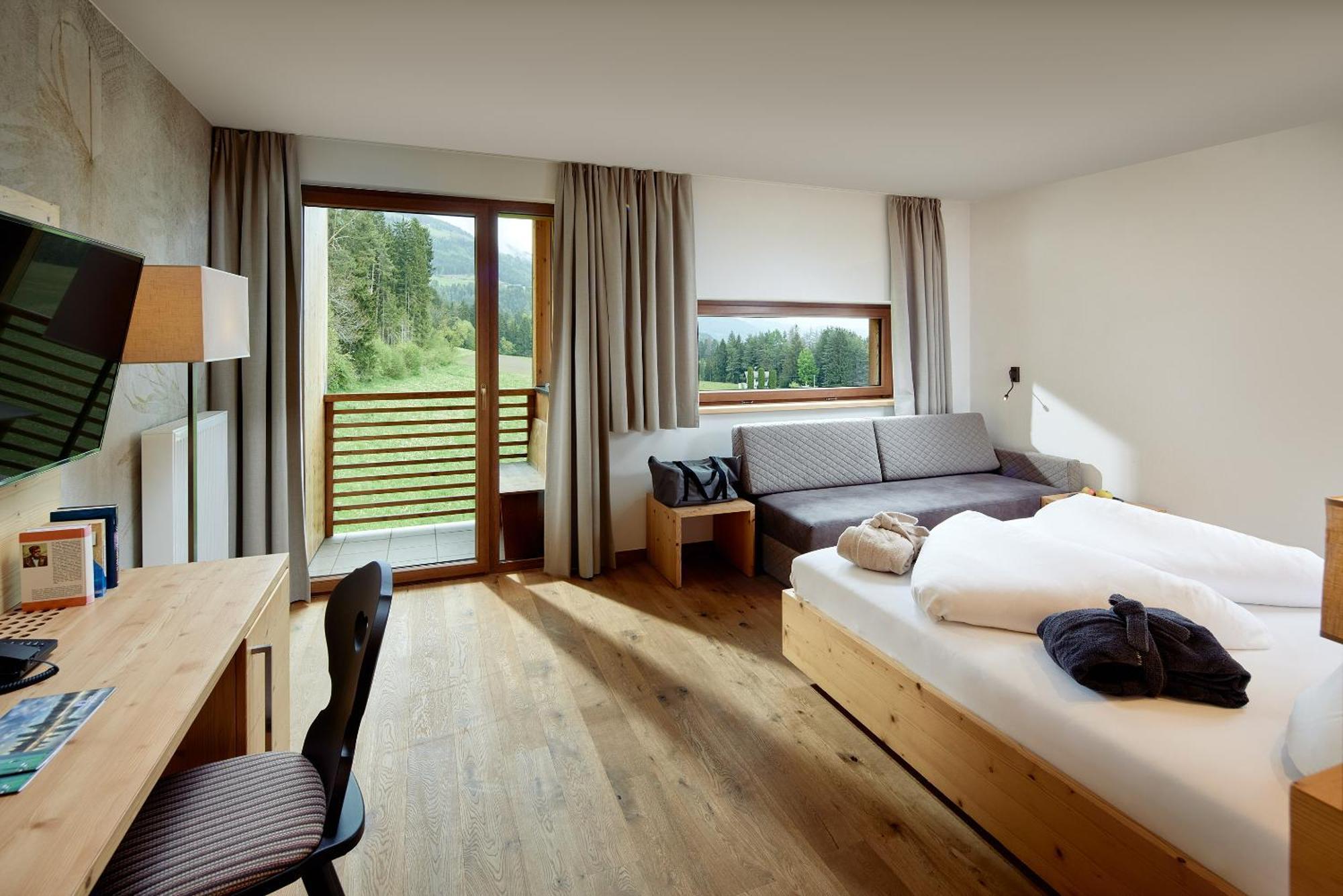 Naturhotel Die Waldruhe Hotel Chienes